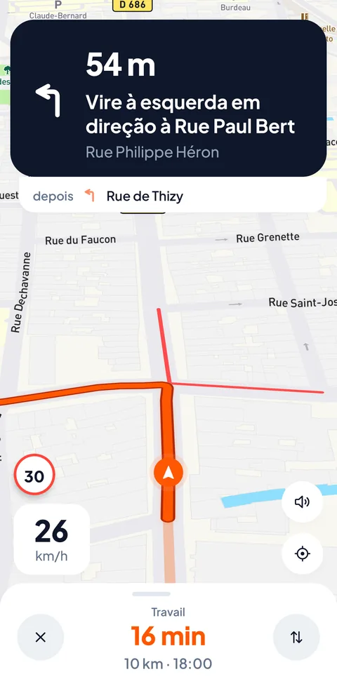 Orientação clara, pensada para andar a 45 km/h